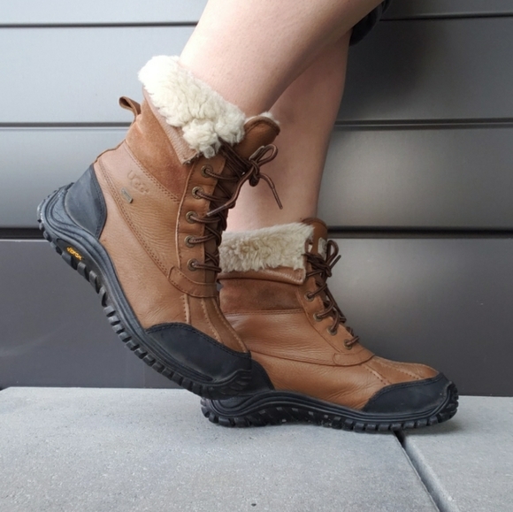UGG Shoes - ugg Adirondack tan boots